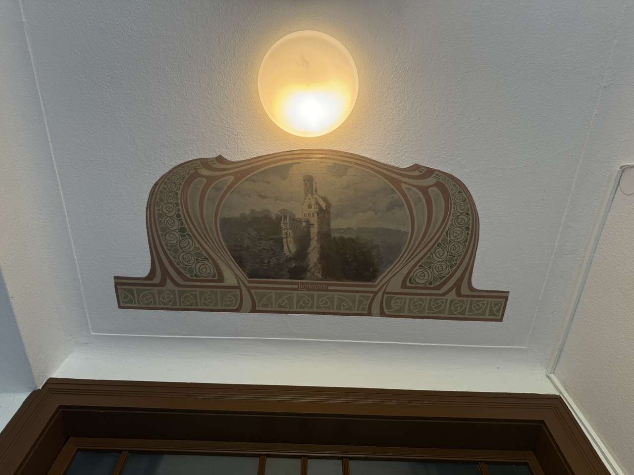 „fürstliches“ Wohnen in Villa Hohenstaufen,  4 Zimmer Erdgeschosswohnung