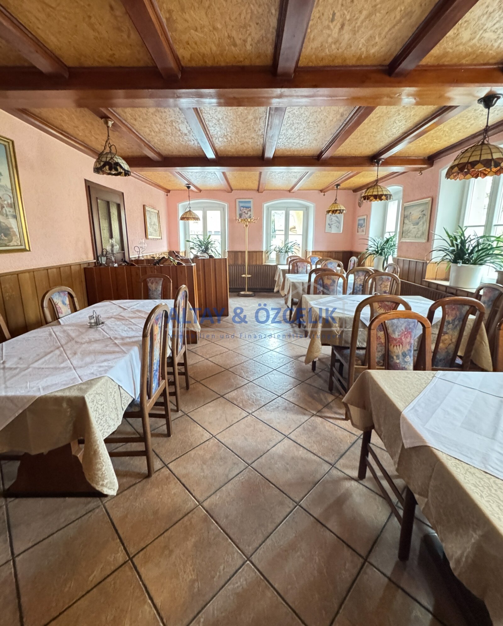 Hotel & Restaurant in zentraler Lage von Neckarbischofsheim – Ein attraktives Geschäftsangebot